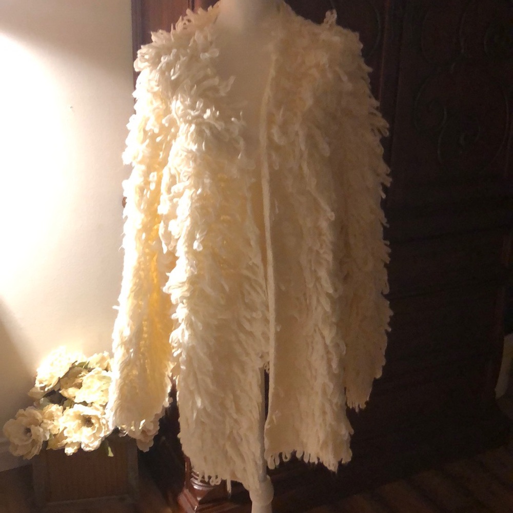 Roamans shaggy loop sweater off white